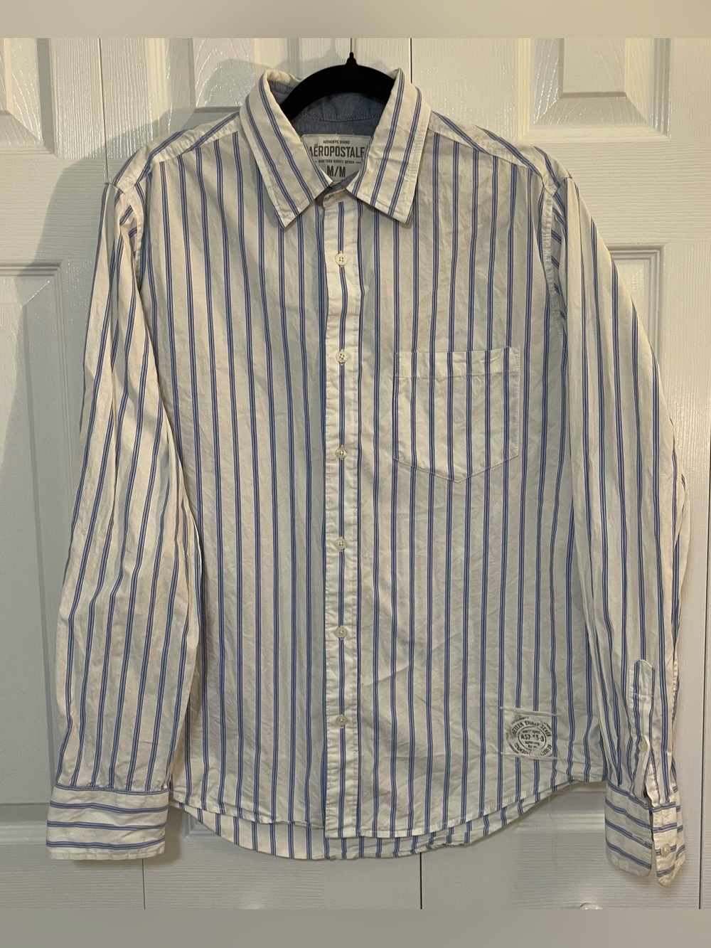 Aeropostale 1987 Men’s Blue Stripe Button-Down Shirt